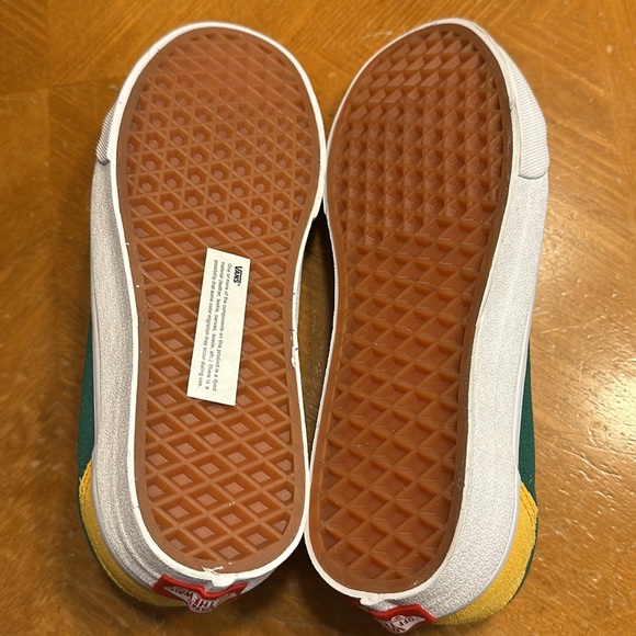 Women’s VANS Old Skool Sneakers ‘Yacht Club’ Green / Blue / Yellow / Red NEW - Picture 4 of 7
